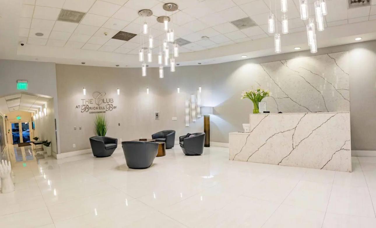 Apartamento Beautiful High Floor * Brickell * Ocean View *